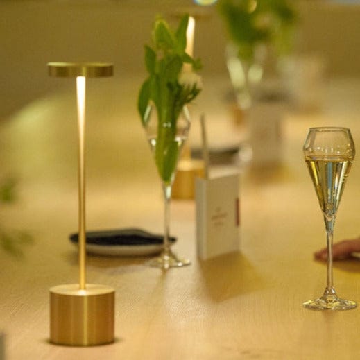 Lampe à poser LED portable Kade | Marco Lucetti