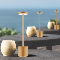 Lampe à poser LED portable Kade | Marco Lucetti