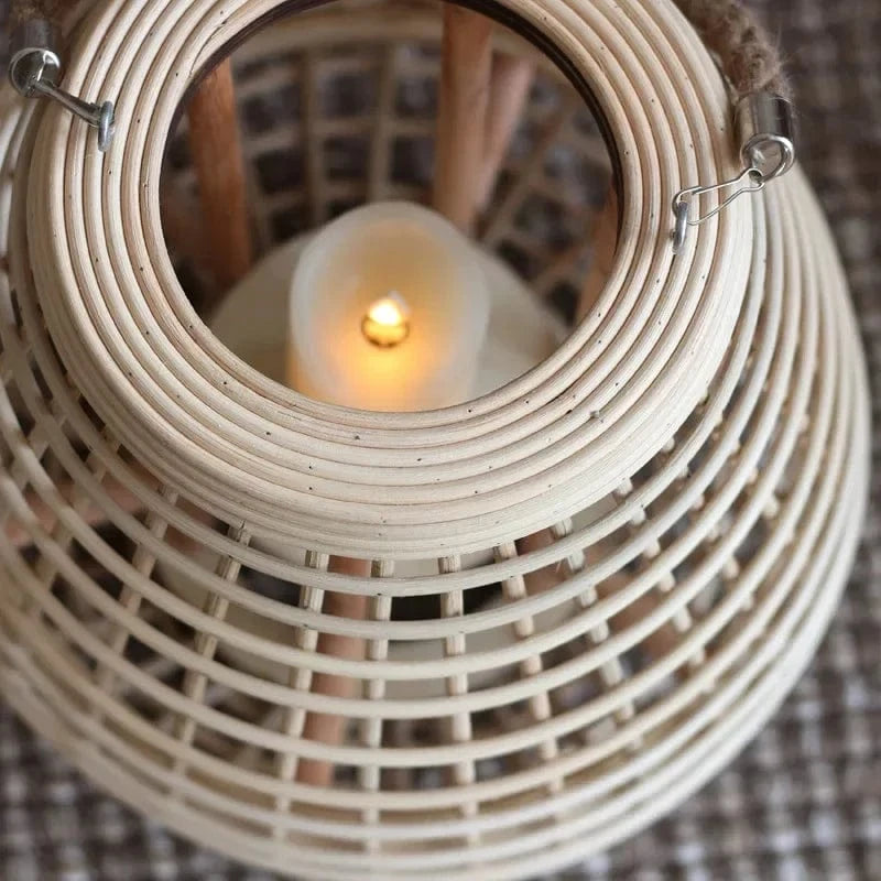 Lampe à vent en rotin avec pieds - Collection Breeze | Marco Lucetti