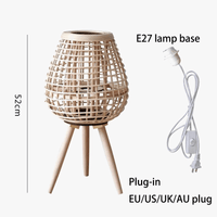 Lampe à vent en rotin avec pieds - Collection Breeze | Marco Lucetti