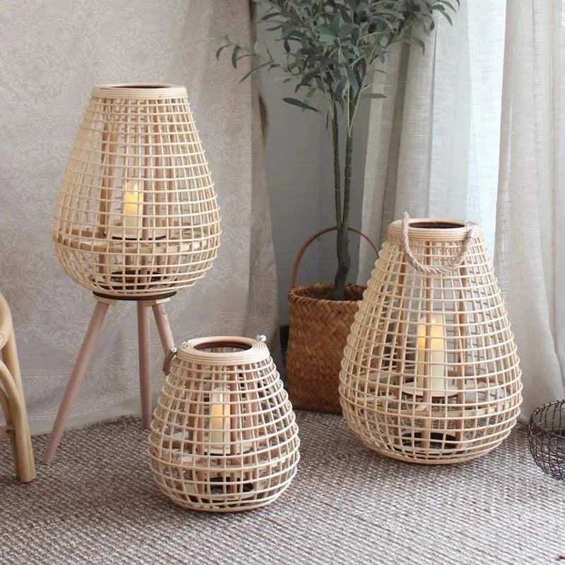 Lampe à vent en rotin avec pieds - Collection Breeze | Marco Lucetti