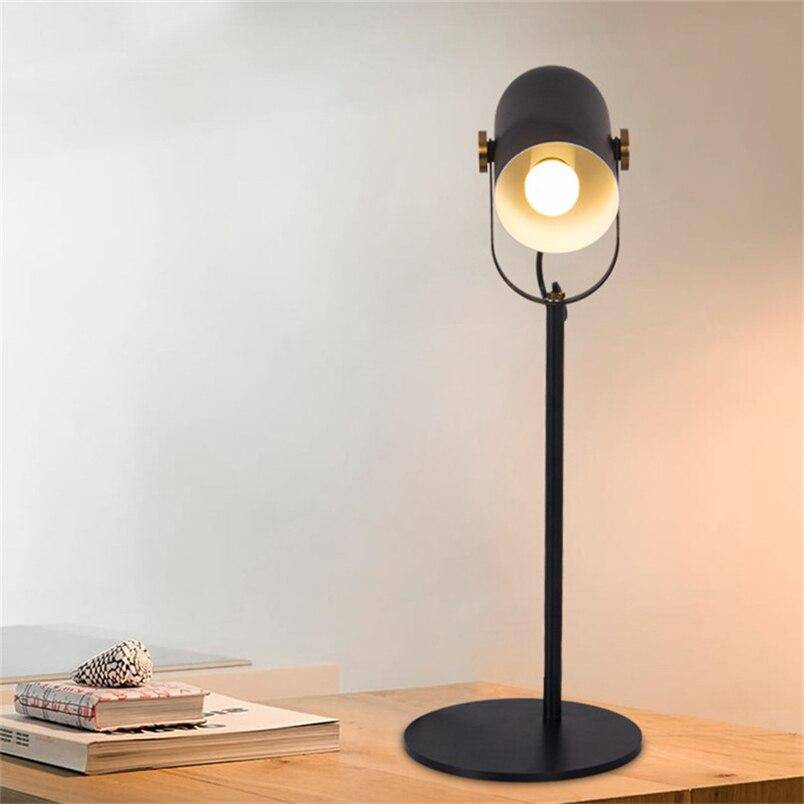 Lampe de bureau en métal design ajustable - Style européen | Marco Lucetti