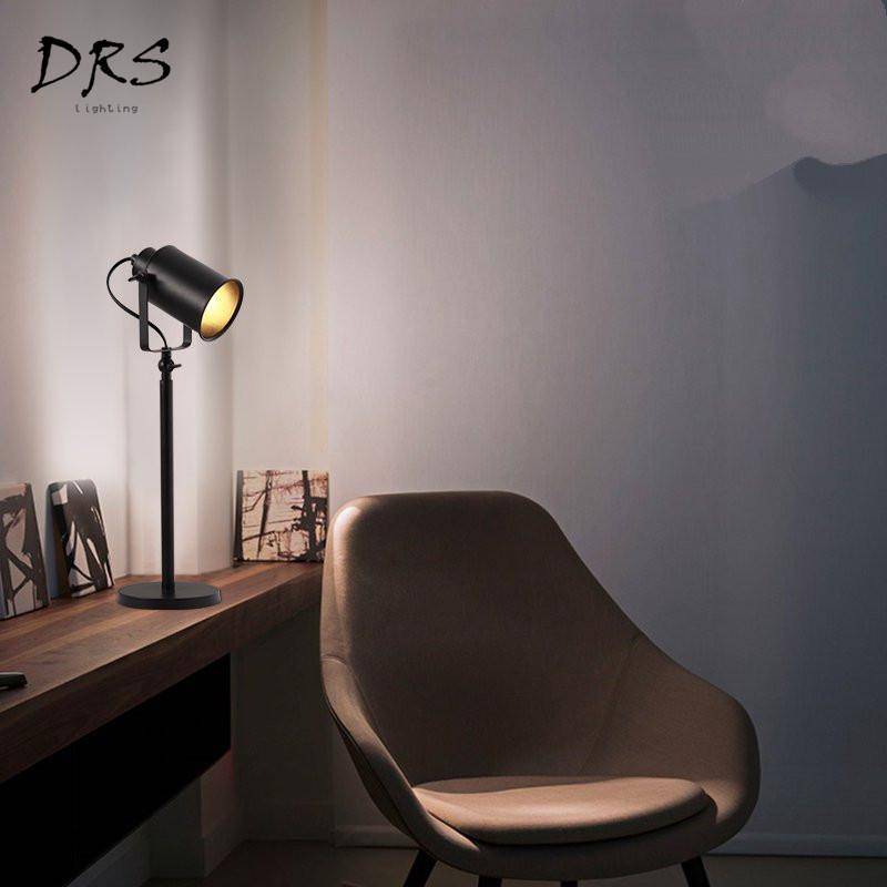 Lampe de bureau LED à spot ajustable - Noir | Marco Lucetti