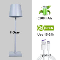 Lampe de bureau LED en alliage d'aluminium - Rechargeable via USB | Marco Lucetti Gris