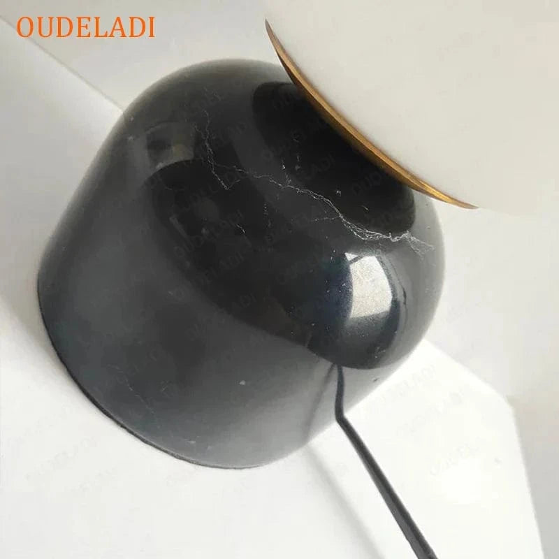 Lampe de bureau LED moderne en marbre et verre design | Marco Lucetti