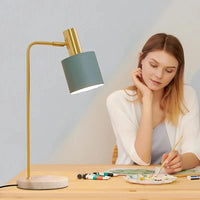 Lampe de bureau LED nordique réglable pour lecture et décoration - Éclairage design | Marco Lucetti