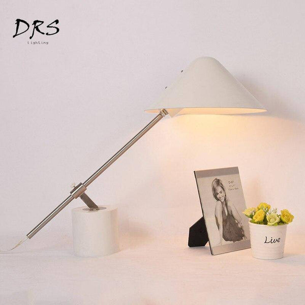 Lampe de bureau LED Triangulaire Design | Marco Lucetti Blanc