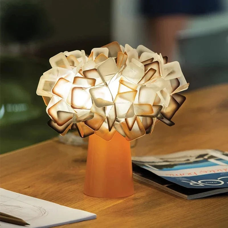 Lampe de bureau moderne Slamp Clizia en plastique PVC - FleurgetView | Marco Lucetti