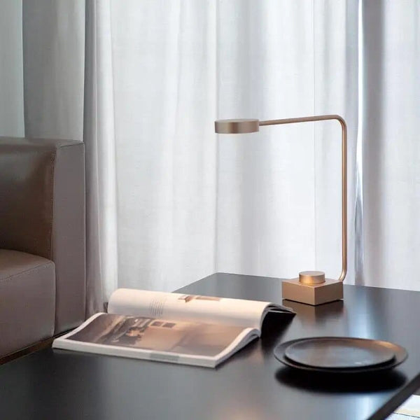 Lampe de bureau nordique postmoderne | Marco Lucetti