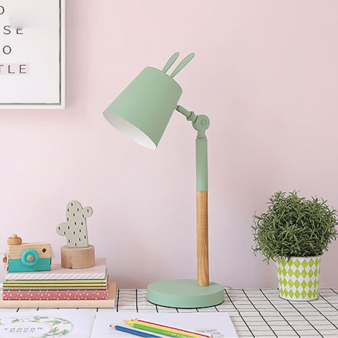 Lampe de bureau ou chevet colorée Rabbit | Marco Lucetti Vert