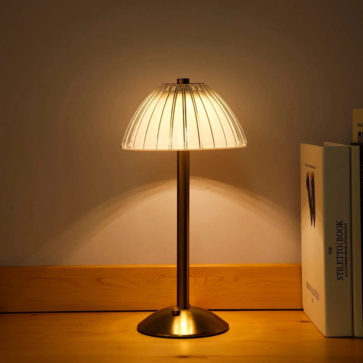 Lampe de bureau rechargeable USB à LED multi-couleurs | Marco Lucetti