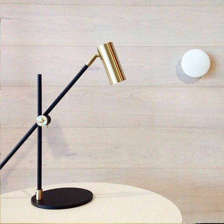 Lampe de bureau Retro Spot Tube Orientable | Marco Lucetti