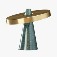 Lampe de bureau vintage en marbre européen au design créatif. | Marco Lucetti