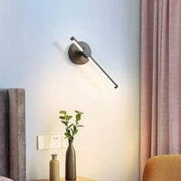 Lampe de chevet moderne pour hôtel avec éclairage et télévision | Marco Lucetti