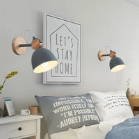 Lampe de chevet nordique en bois moderne avec applique murale  dirigée pour chambre et salon. | Marco Lucetti