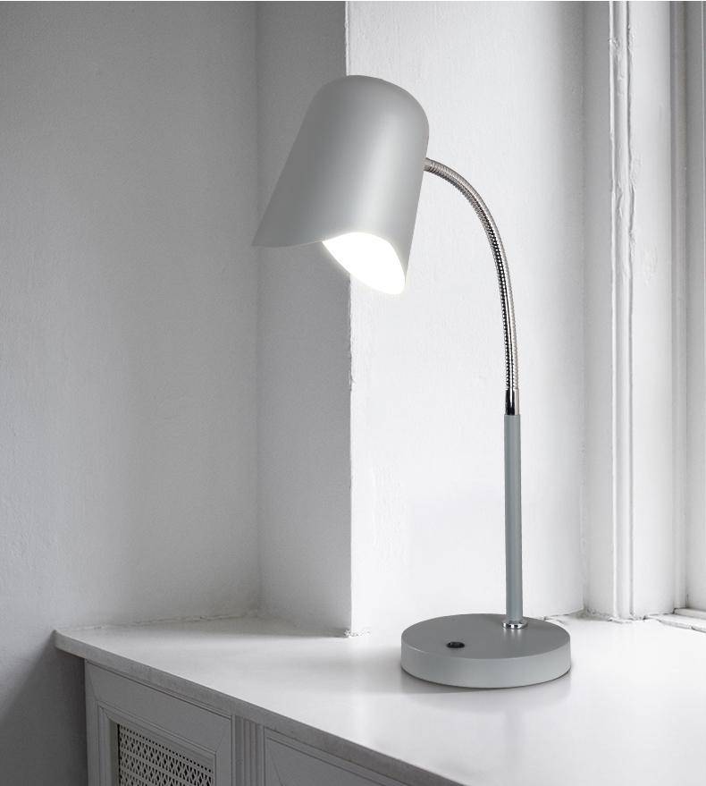 Lampe de chevet ou bureau à LED - Style Nordic | Marco Lucetti