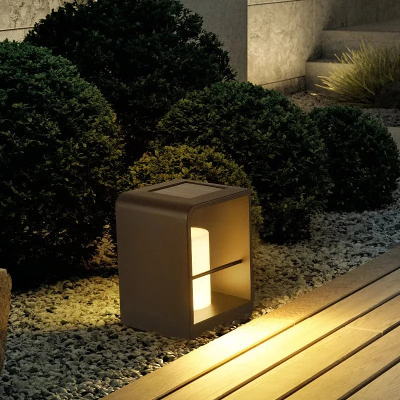 Lampe de jardin solaire LED modernes pour extérieur.design Villa Court. | Marco Lucetti