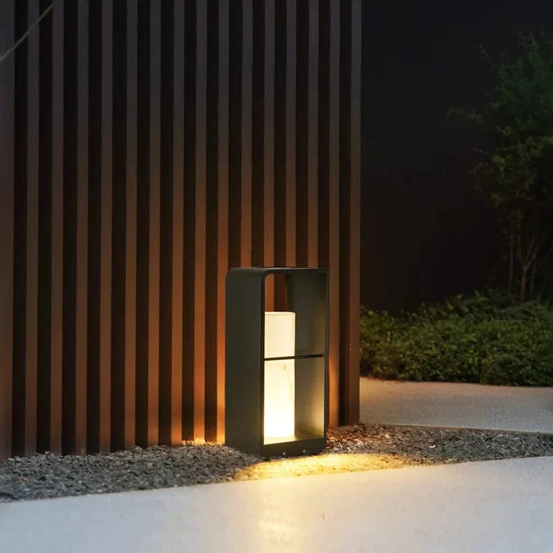 Lampe de jardin solaire LED modernes pour extérieur.design Villa Court. | Marco Lucetti