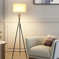 Lampe de sol luxe minimaliste | Marco Lucetti