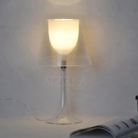 Lampe de Table élégante et contemporaine en acrylique | Marco Lucetti Transparent / Prise britannique