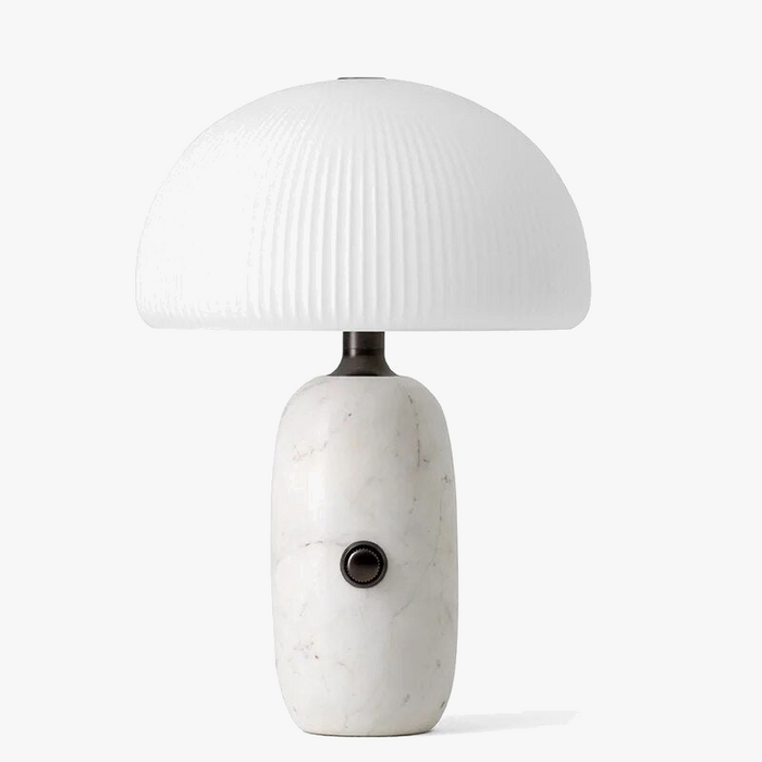 Lampe de table en marbre élégante