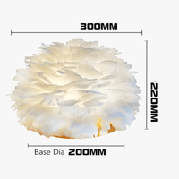 Lampe de Table Luxe en plumes roses et blanches naturelles | Marco Lucetti