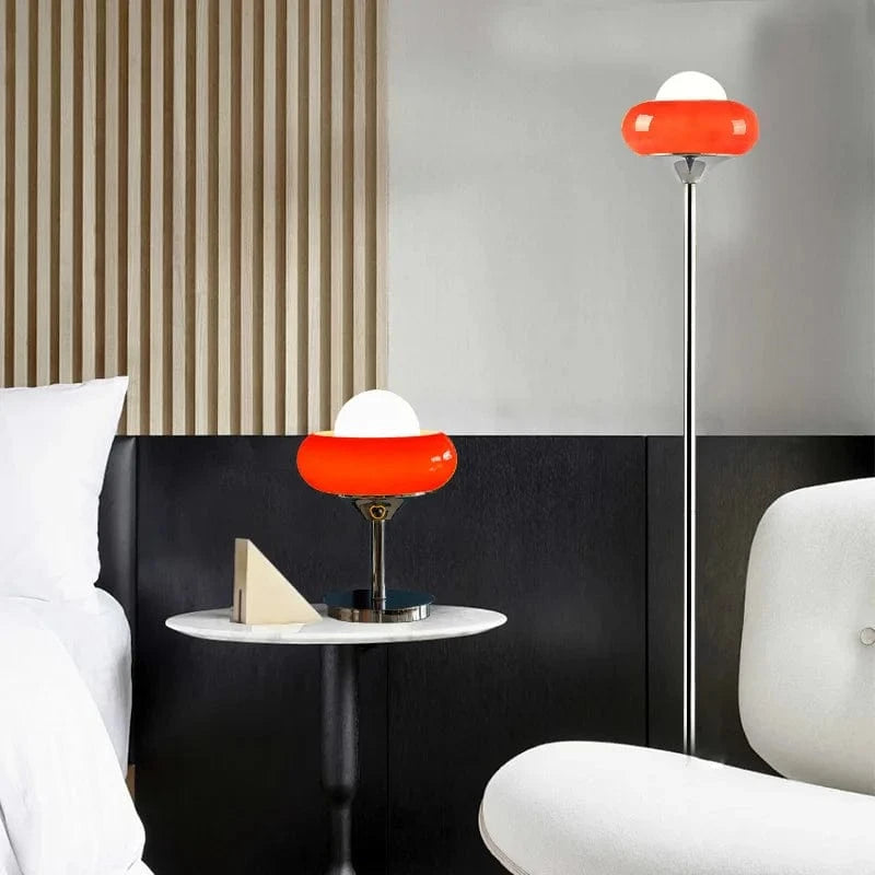 Lampe de table moderne Bauhaus design rétro par Guzzini | Marco Lucetti