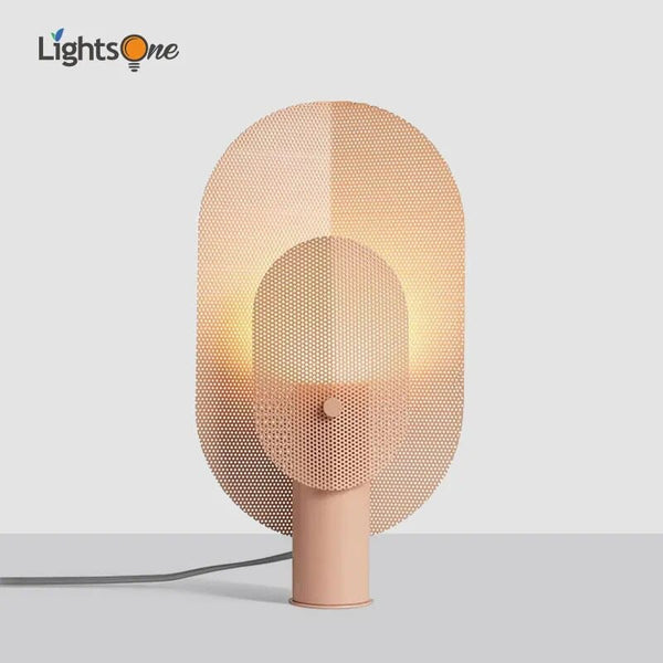 Lampe de table nordique minimaliste en fer forgé | Marco Lucetti