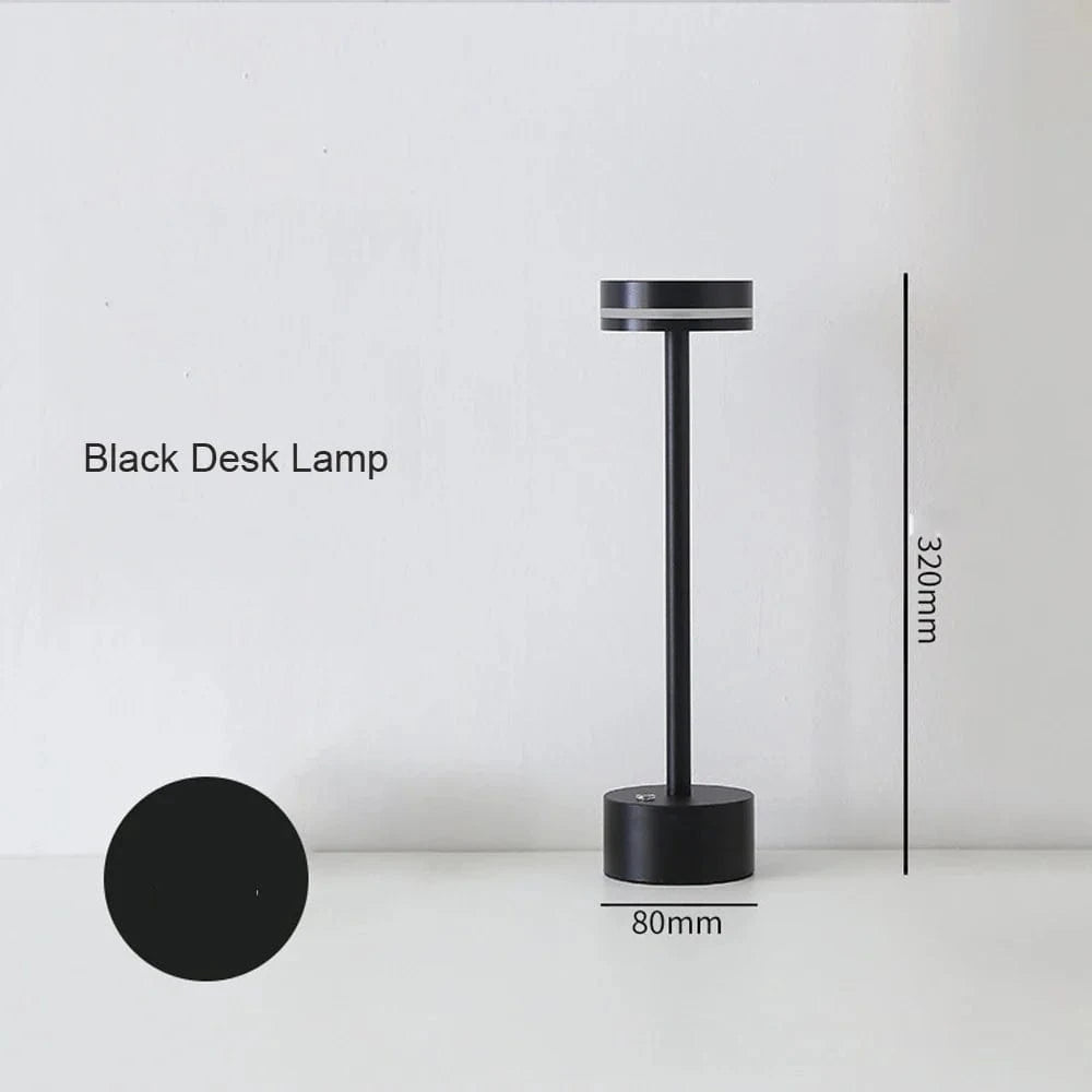 Lampe de Table Rechargeable LED pour Chambre à Coucher avec Interrupteur Tactile - USB-C | Marco Lucetti Lampe de bureau noire