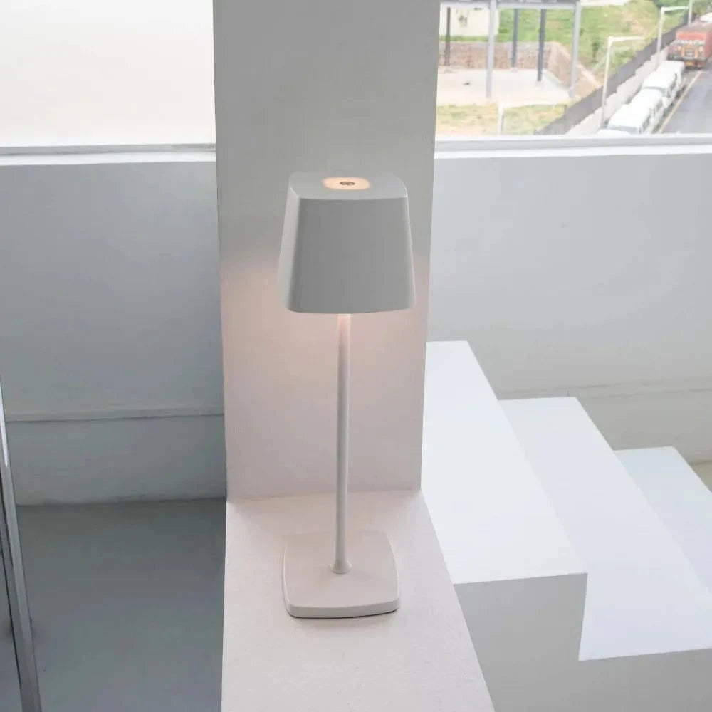Lampe de Table rechargeable sans fil - Style moderne | Marco Lucetti