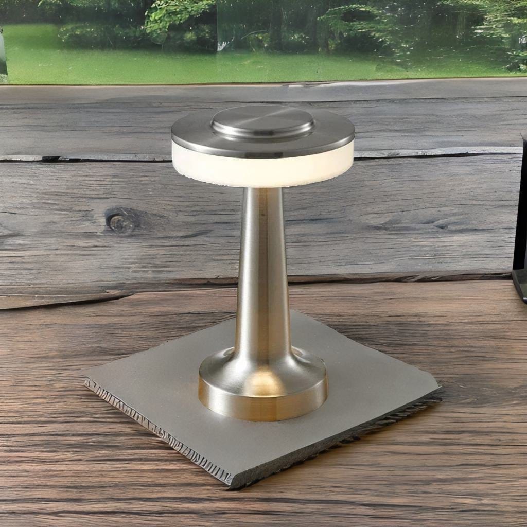 Lampe de table sans fil pour restaurants - Lumina | Marco Lucetti Argent