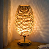 Lampe de Table vintage en rotin et bambou tissée à la main | Marco Lucetti