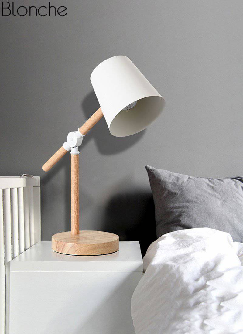 Lampe en bois ajustable : tendance et colorée | Marco Lucetti
