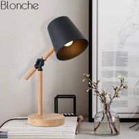 Lampe en bois ajustable : tendance et colorée | Marco Lucetti