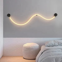 Lampe LED en silicone de luxe minimaliste et flexible. | Marco Lucetti