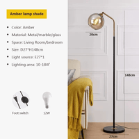 Lampe LED sur pied en verre au design nordique contemporain | Marco Lucetti