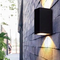 Lampe murale extérieure étanche pour porche moderne et balcon, IP54 | Marco Lucetti