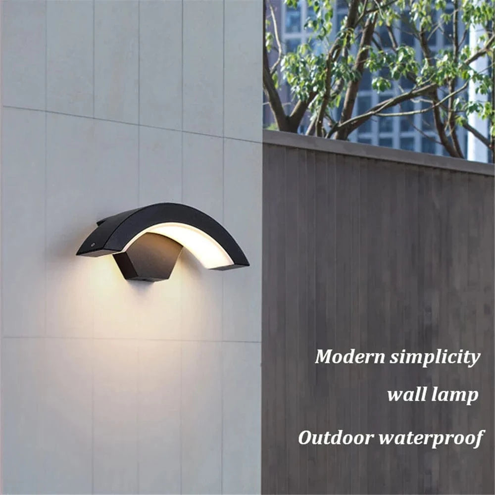 Lampe murale extérieure moderne à Induction du corps humain | Marco Lucetti