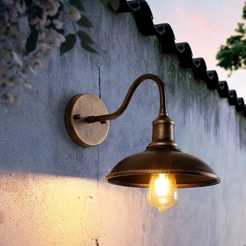 Lampe murale extérieure vintage étanche pour balcon et jardin - Style industriel, douille E27 | Marco Lucetti