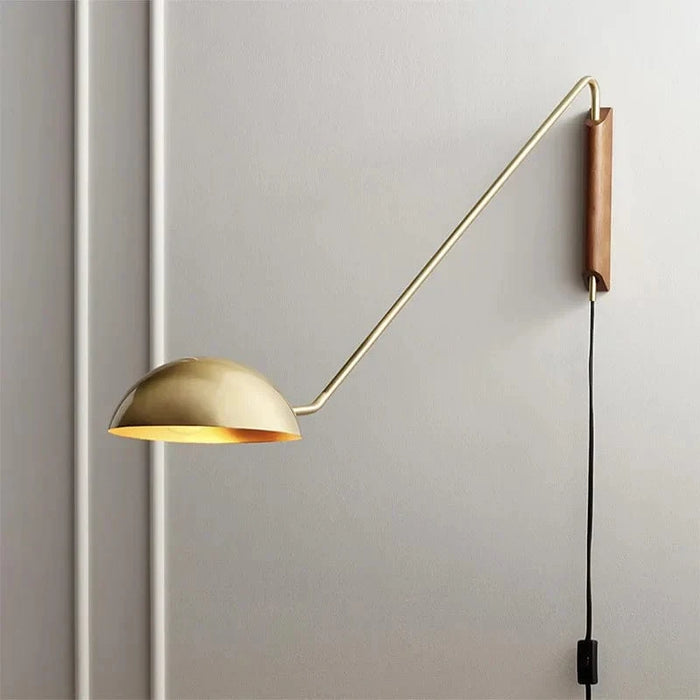 Lampe murale pivotante LED design minimaliste pour chambre et salon | Marco Lucetti