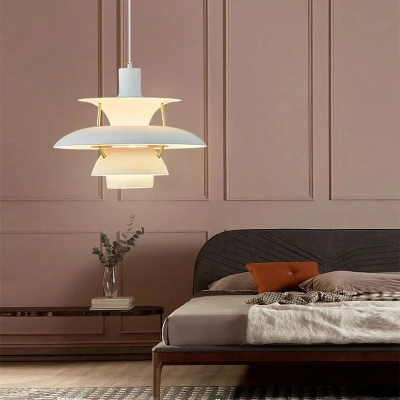 Lampe nordique élégante pour illuminer votre couloir | Marco Lucetti Titre par défaut