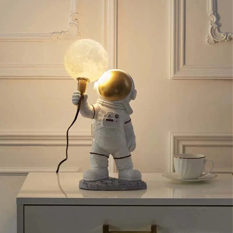 Lampe Nordique LED Astronaute Lune pour Chambre d'Enfants | Marco Lucetti