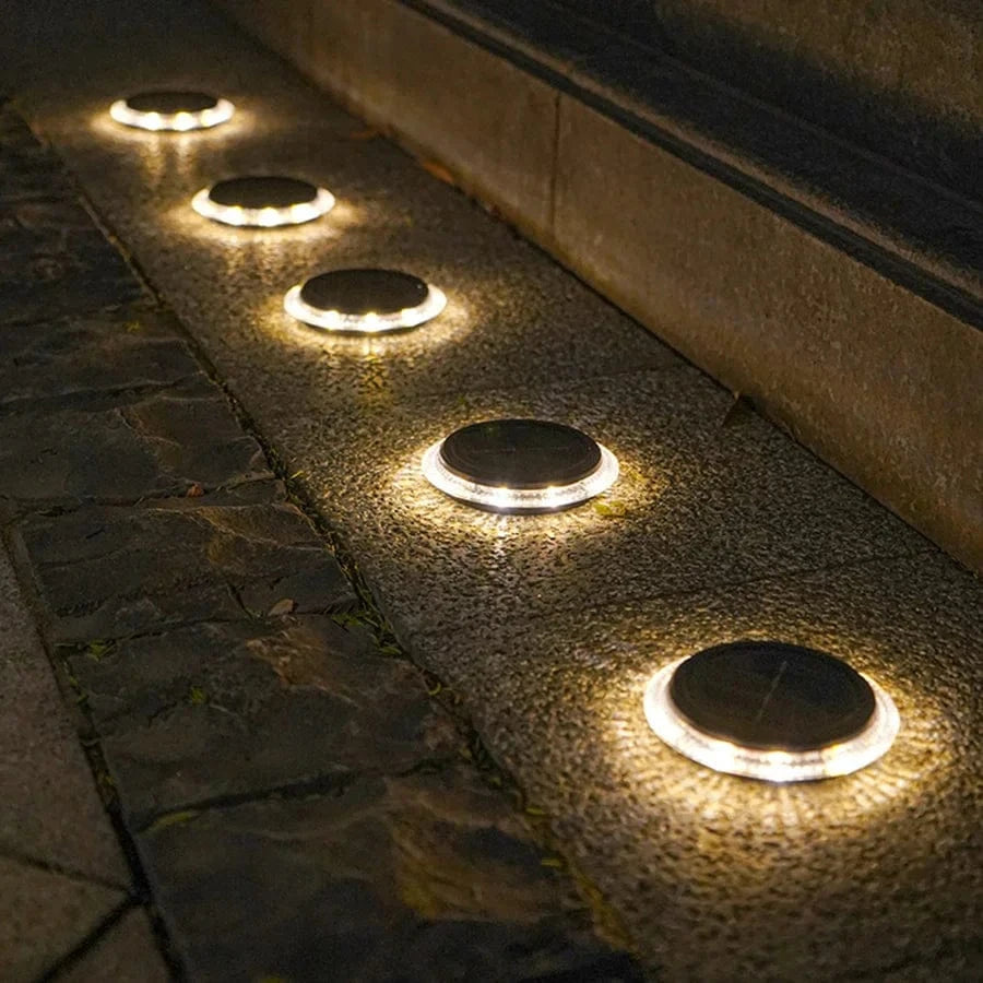 Lampe solaire au sol avec 8 LED | Marco Lucetti