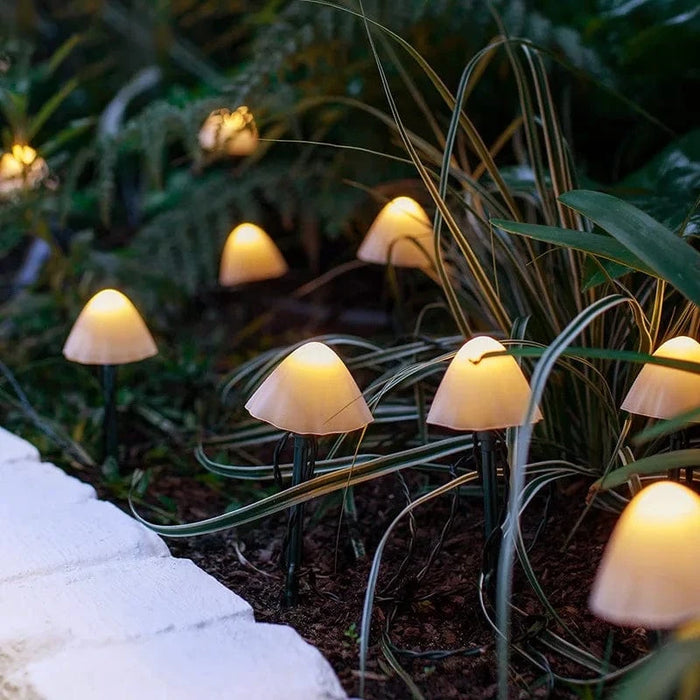 Lampe solaire MushroomLED™ : lampe d'extérieur sans fil IP65 pour illuminer votre jardin et décorer la terrasse | Marco Lucetti 3,8 m 10 lumière