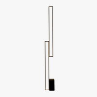 Lampadaire nordique au design minimaliste
