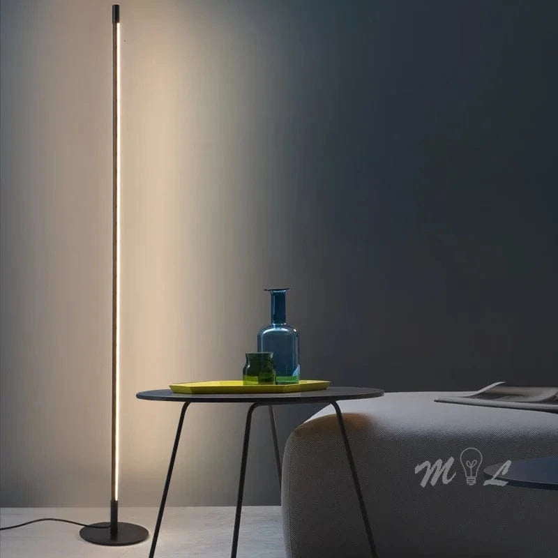 Lampe sur pied LED moderne - Luminaire de sol à intensité variable | Marco Lucetti