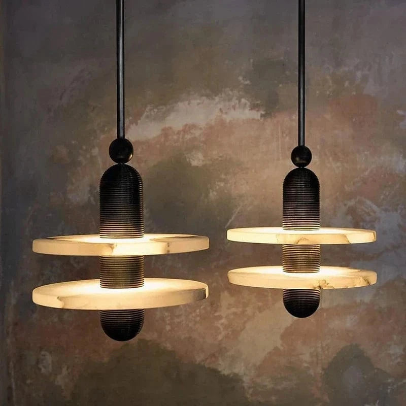 Lampe suspendue en marbre et aluminium avec cordon réglable à LED | Marco Lucetti