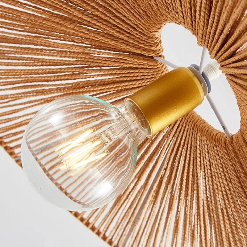 Lampe Suspendue en Rotin Tissé - Style Sud-Est Asiatique Authentic | Marco Lucetti