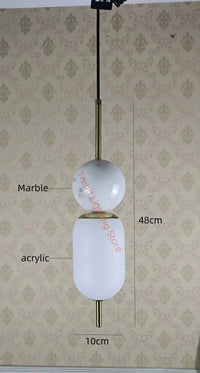 Lampe suspendue LED en acrylique style marbre naturel, cordon ajustable | Marco Lucetti Boule de marbre blanc / Lumière chaude