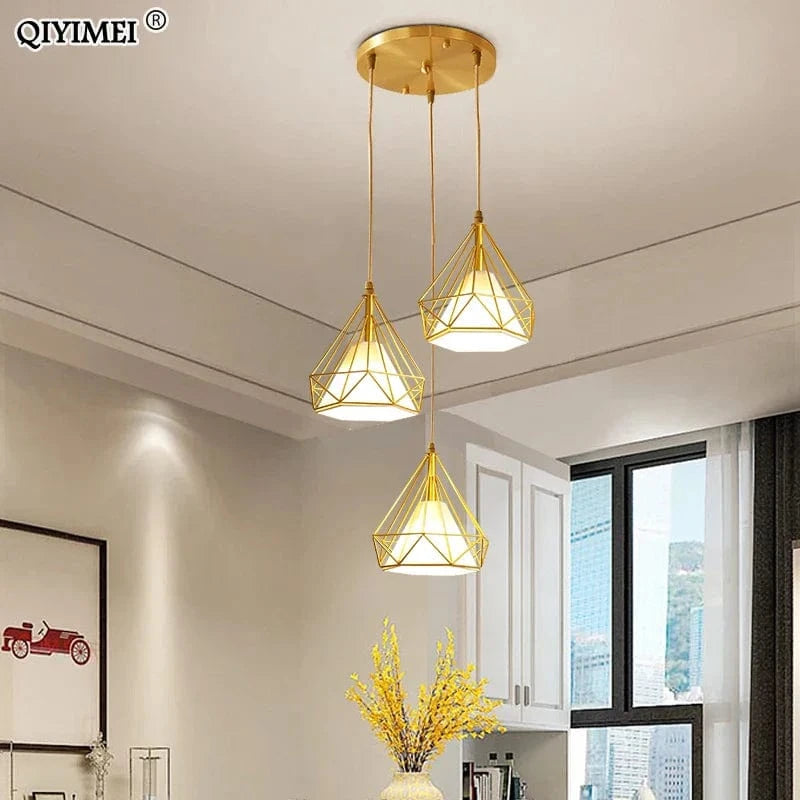 Lampe suspendue Nordique en métal avec 1 à 3 têtes triangulaires | Marco Lucetti